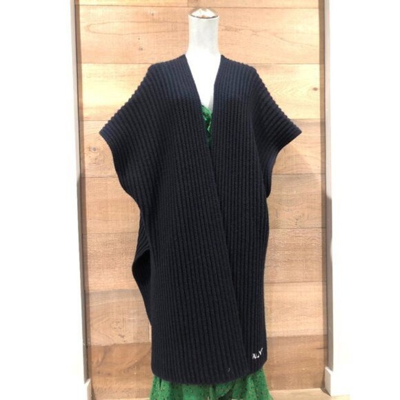 VALENTINO Garavani Floral embroidery cashmere blend poncho sweater in blue - Picture 6 of 16